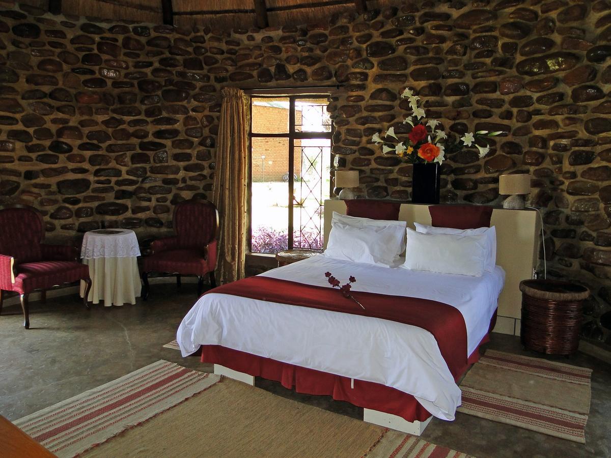 Mokoya Lodge Hekpoort Exterior photo